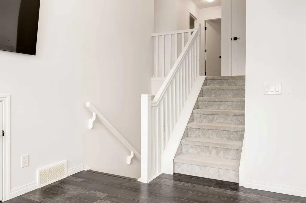 14 Cityside Terrace NE Calgary AB T3N 1E2