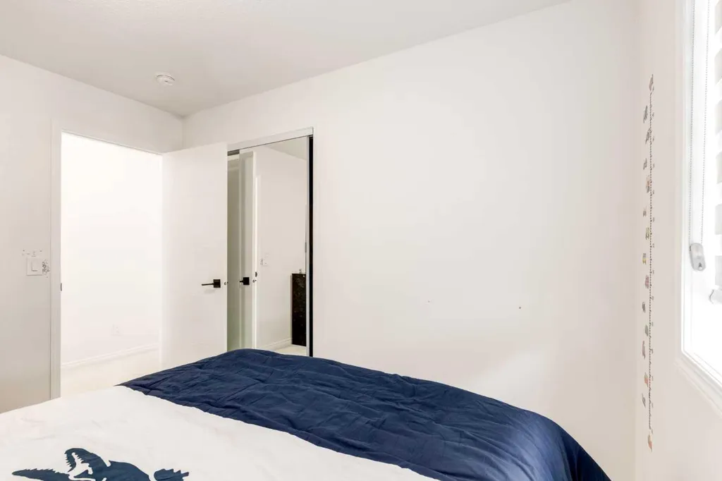14 Cityside Terrace NE Calgary AB T3N 1E2