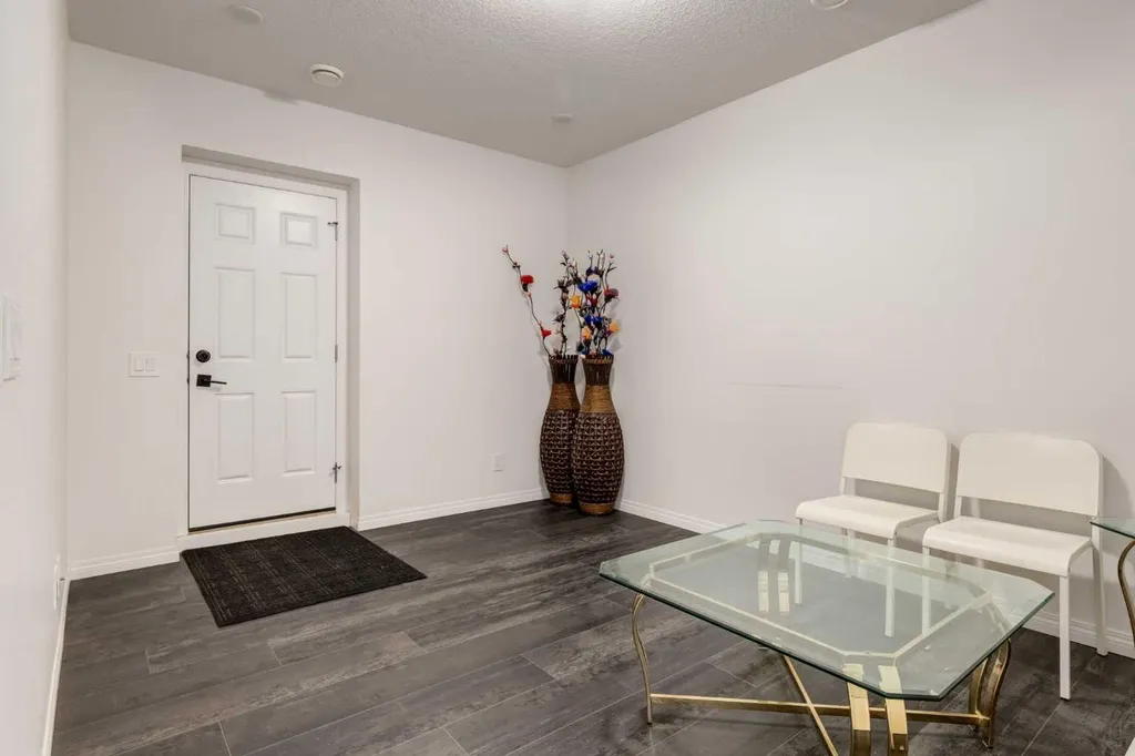 14 Cityside Terrace NE Calgary AB T3N 1E2