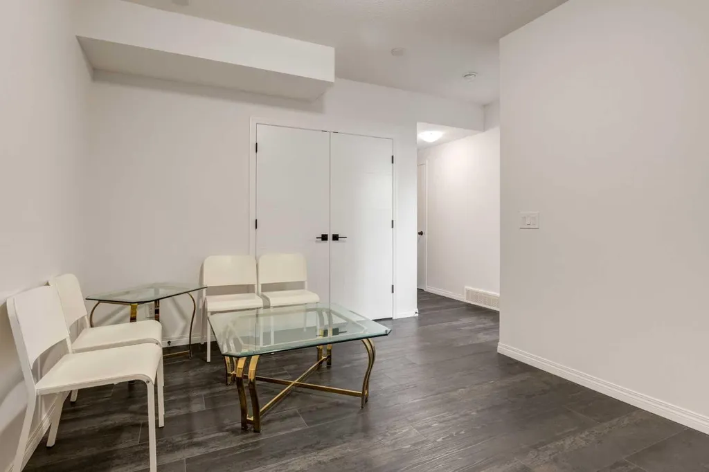 14 Cityside Terrace NE Calgary AB T3N 1E2