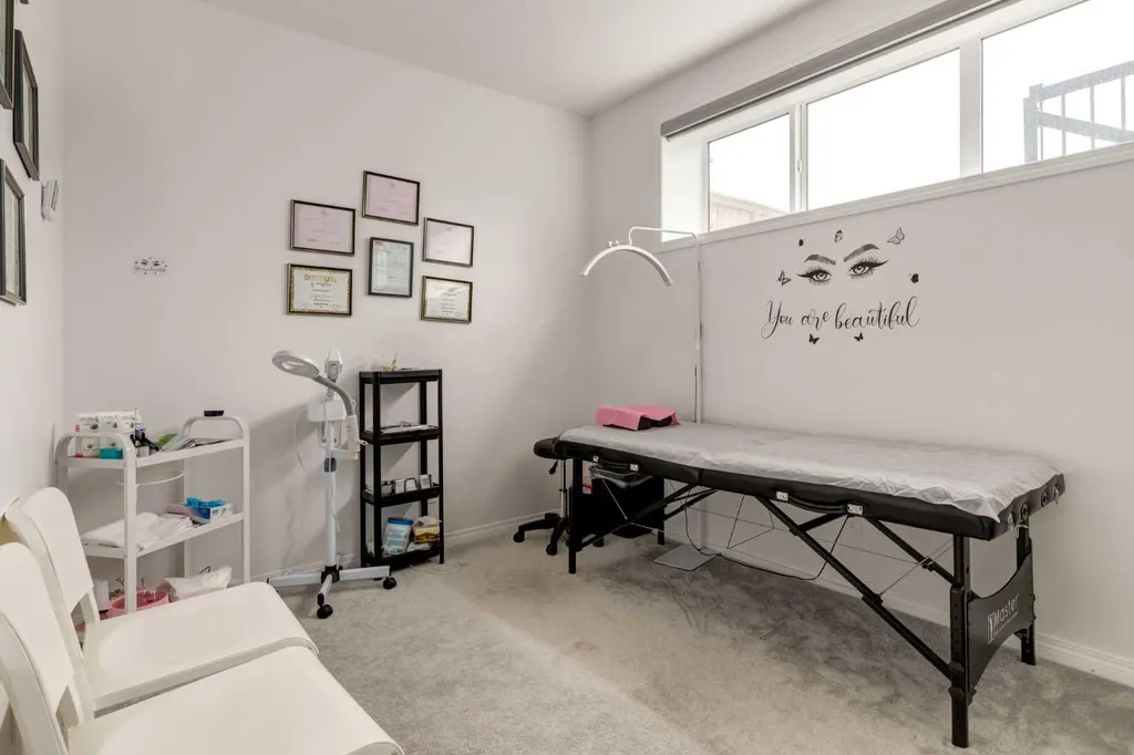 14 Cityside Terrace NE Calgary AB T3N 1E2
