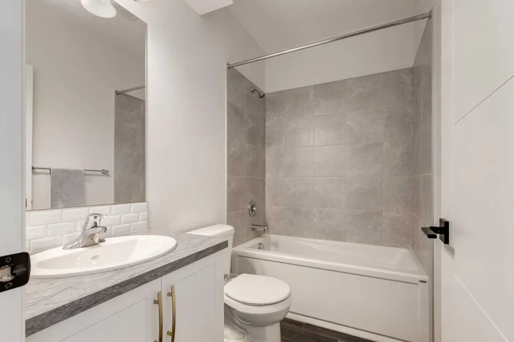 14 Cityside Terrace NE Calgary AB T3N 1E2