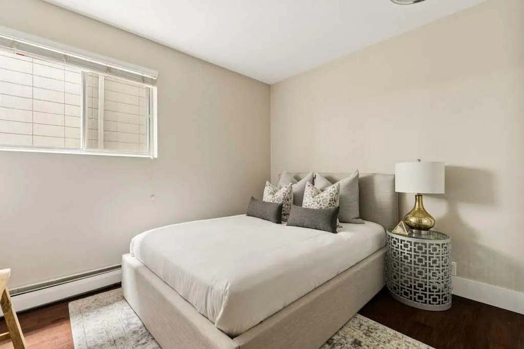 1721 13 Street SW Calgary AB T2T 3P5
