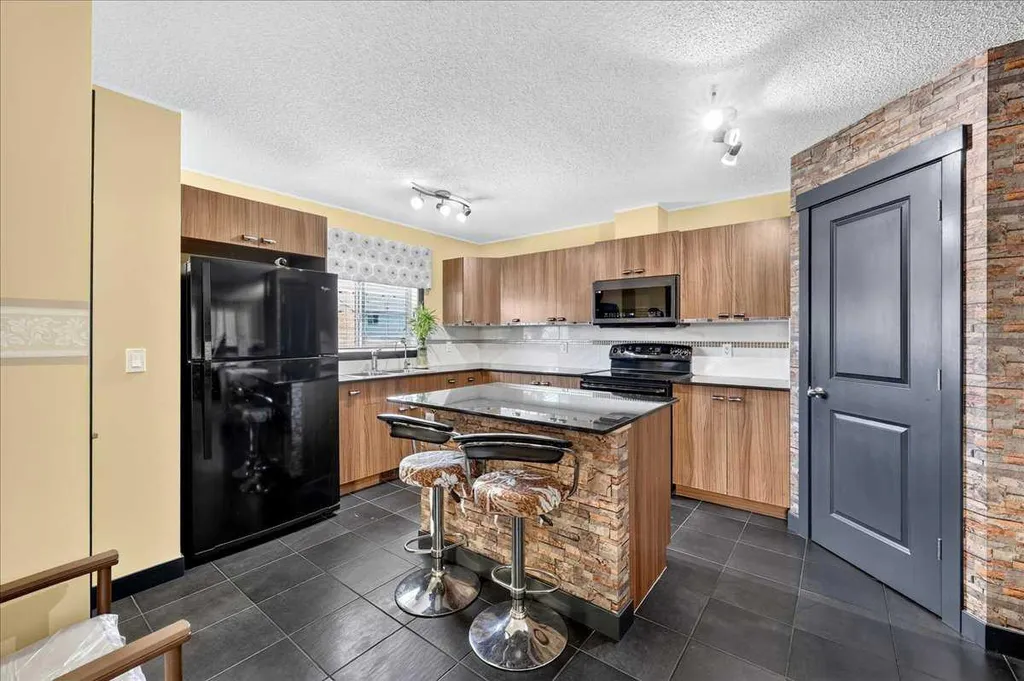 42 Skyview Point Link NE Calgary AB T3N 0L9