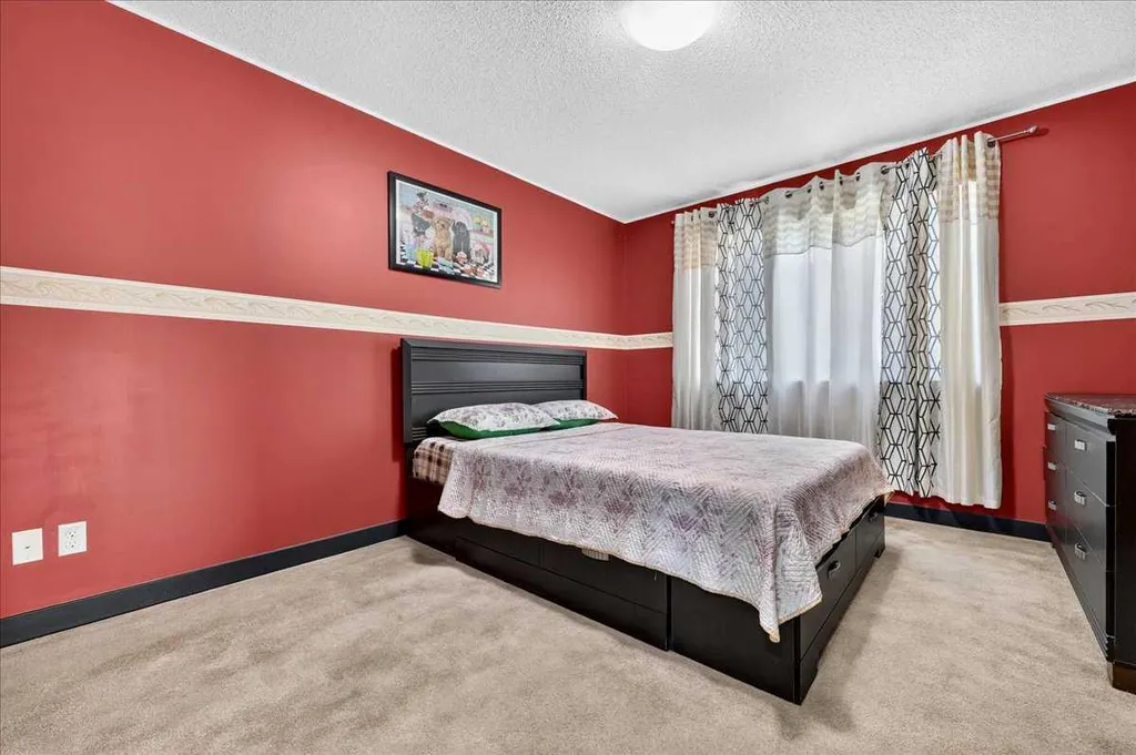 42 Skyview Point Link NE Calgary AB T3N 0L9