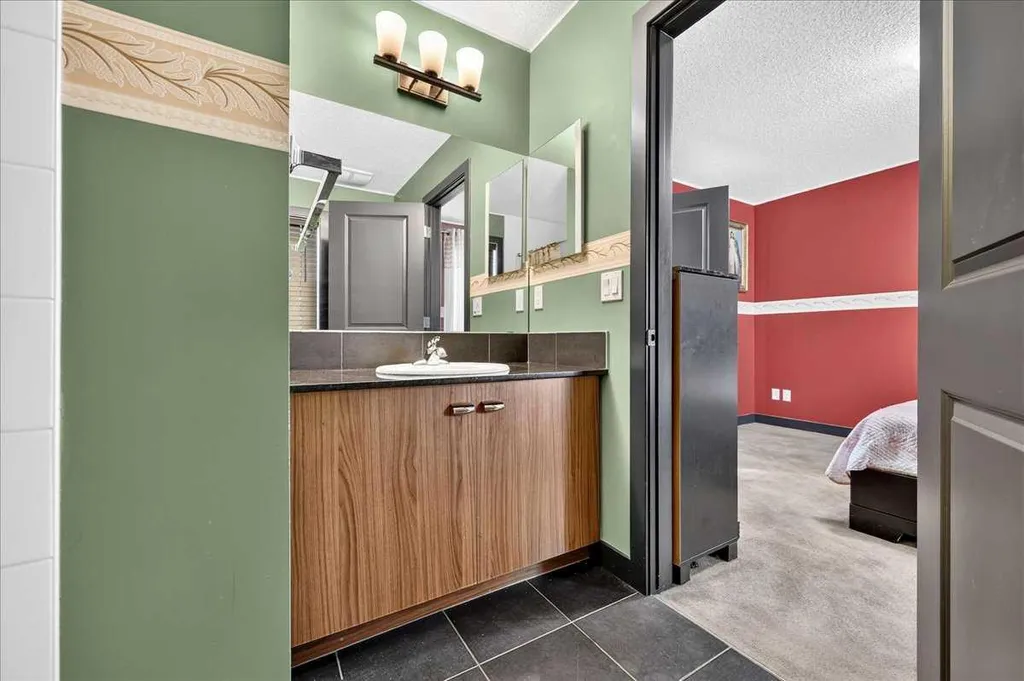 42 Skyview Point Link NE Calgary AB T3N 0L9