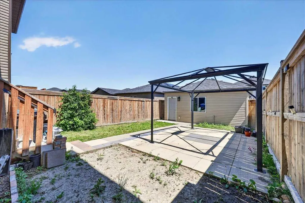 42 Skyview Point Link NE Calgary AB T3N 0L9