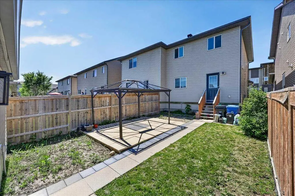 42 Skyview Point Link NE Calgary AB T3N 0L9
