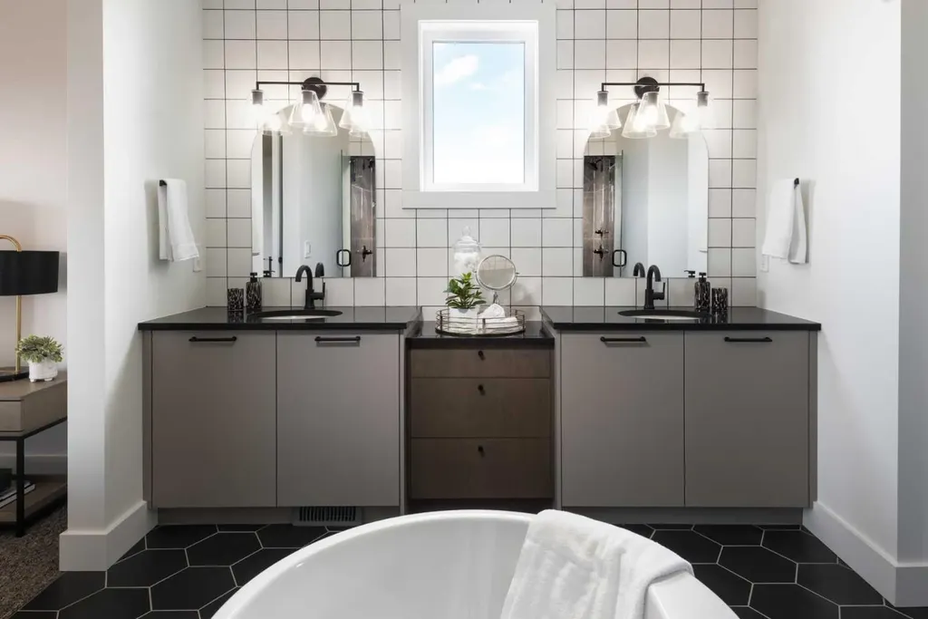 116 Greenwich Heath NW Calgary AB T3B 6P2