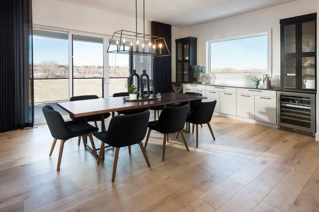 116 Greenwich Heath NW Calgary AB T3B 6P2