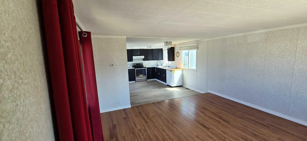 42 Evergreen Crescent Whitecourt AB T7S 1J2