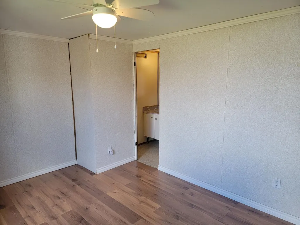 42 Evergreen Crescent Whitecourt AB T7S 1J2