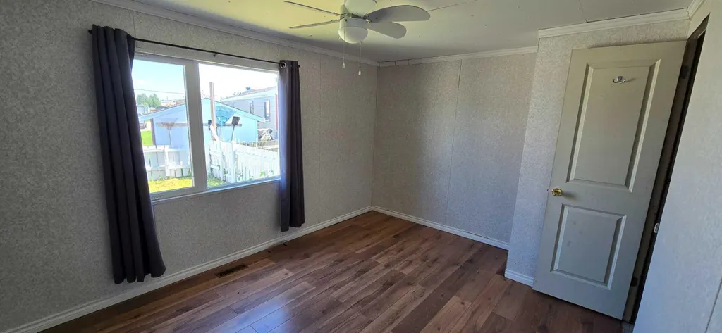 42 Evergreen Crescent Whitecourt AB T7S 1J2