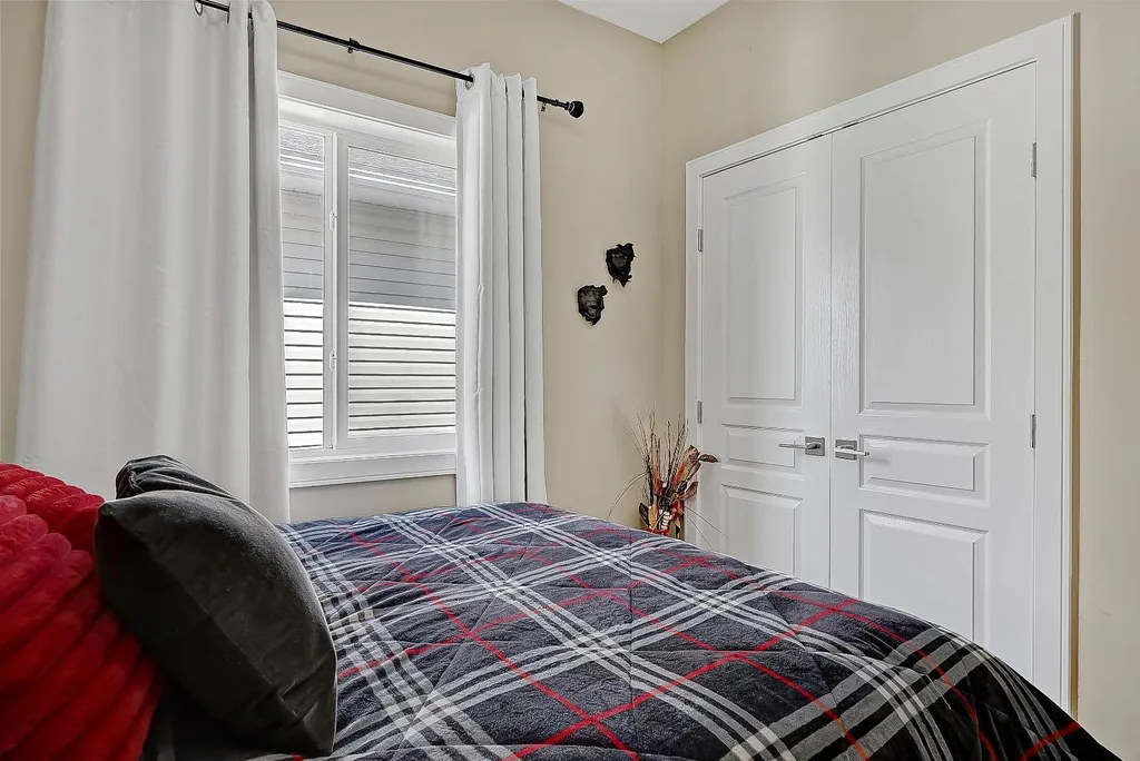 9513 88 Street Grande Prairie AB T8X 0N3