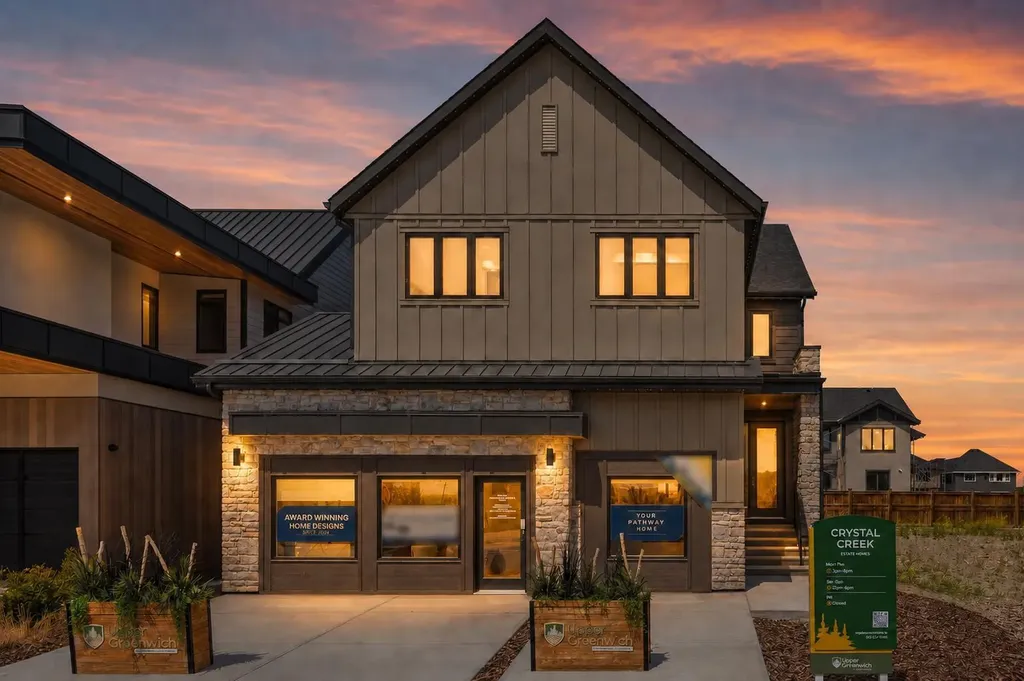 364 Greenwich Drive NW Calgary AB T3B 6P4