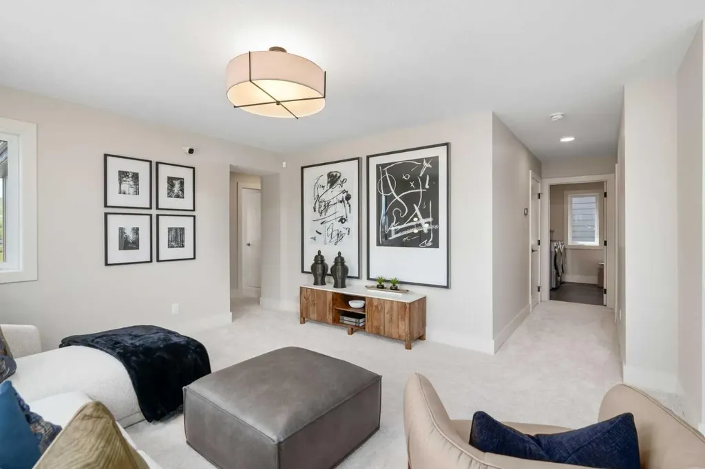 364 Greenwich Drive NW Calgary AB T3B 6P4