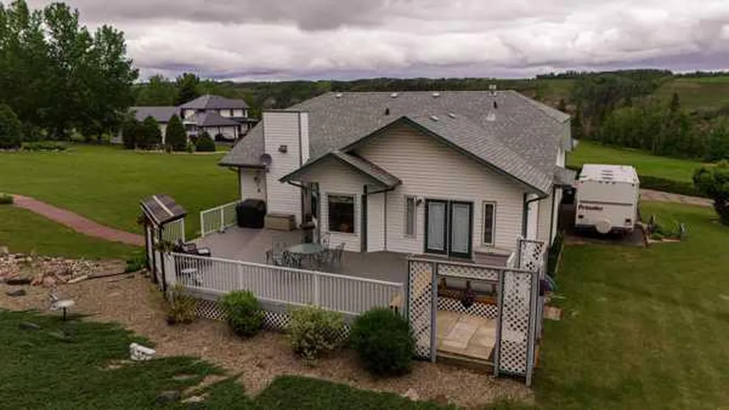 26110 Highway 11 Rural Red Deer County AB T4E1C2