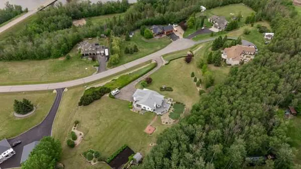 26110 Highway 11 Rural Red Deer County AB T4E1C2