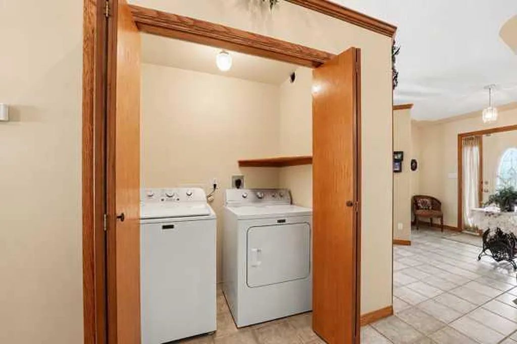 26110 Highway 11 Rural Red Deer County AB T4E1C2