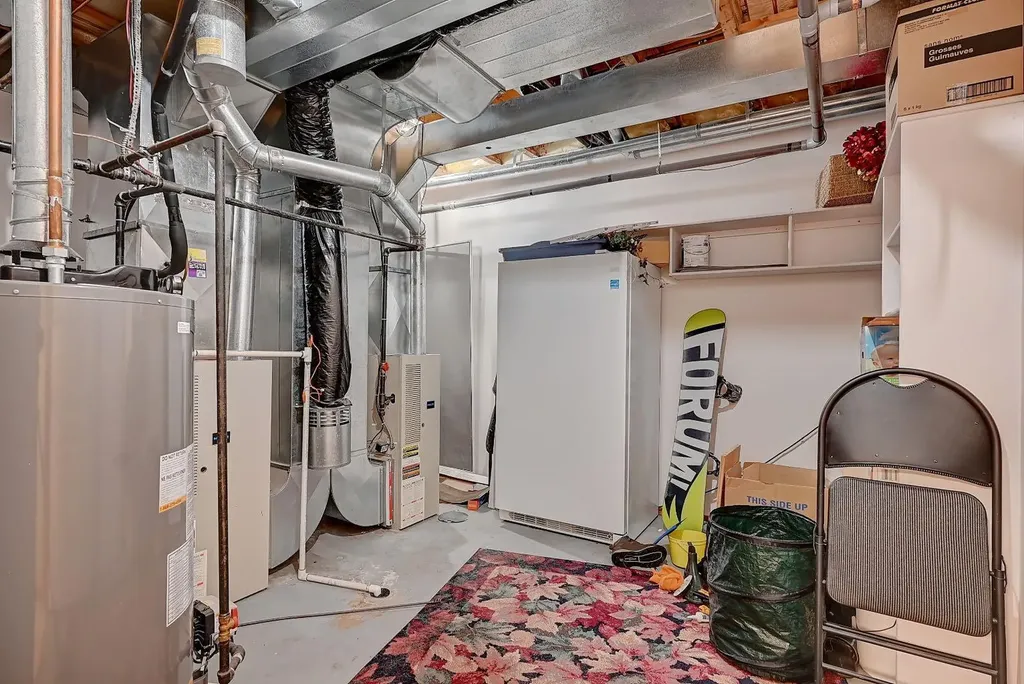 11819 91a Street Grande Prairie AB T8X1J1