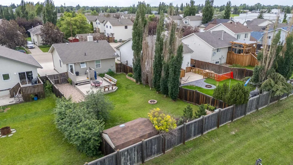 2205 51 Avenue Lloydminster AB T9V 3H4