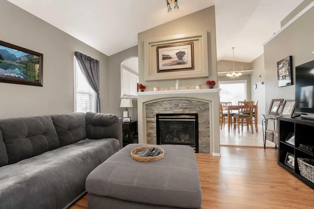 10410 119 Avenue Grande Prairie AB T8V 7L8