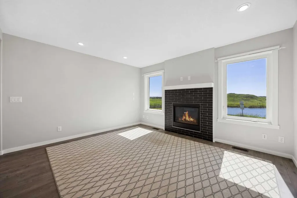 1019 Shantz Place Crossfield AB T0M0S0