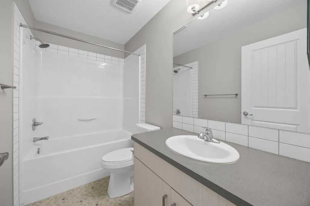 1019 Shantz Place Crossfield AB T0M0S0