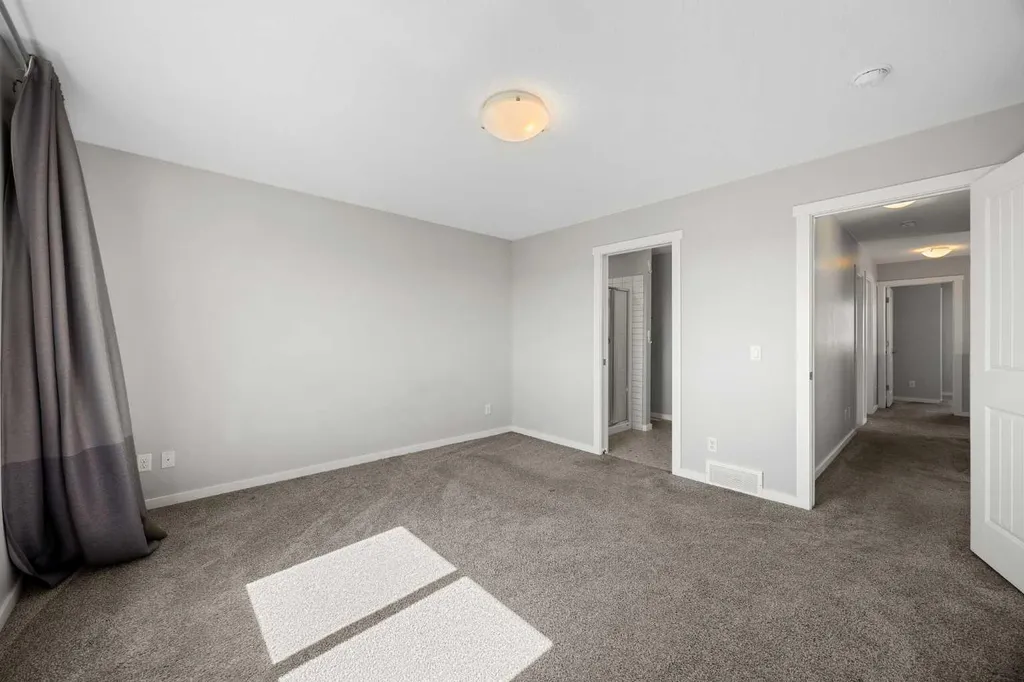 1019 Shantz Place Crossfield AB T0M0S0