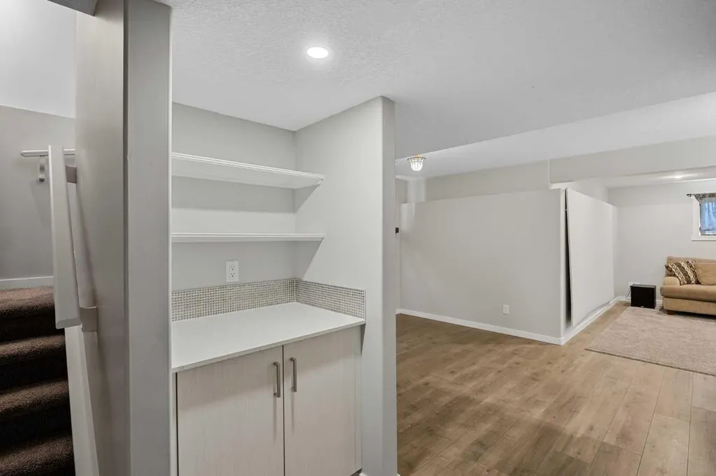 1019 Shantz Place Crossfield AB T0M0S0