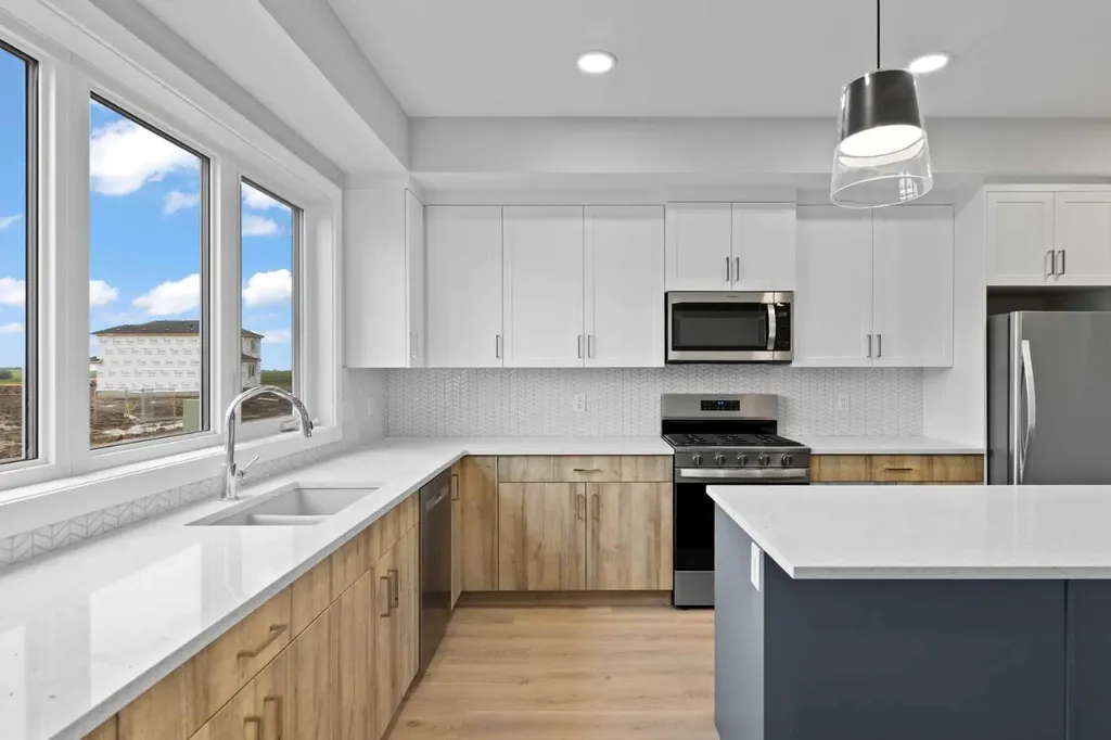 343 Belvedere Drive SE Calgary AB T2A 7Y2