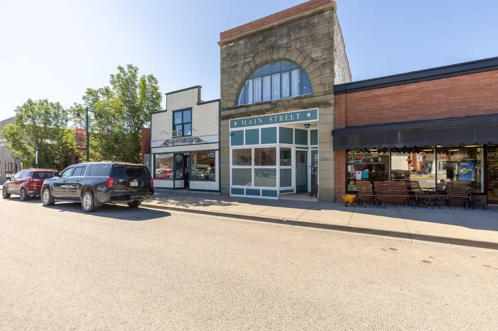 258 24 Street Fort Macleod AB T0L0Z0