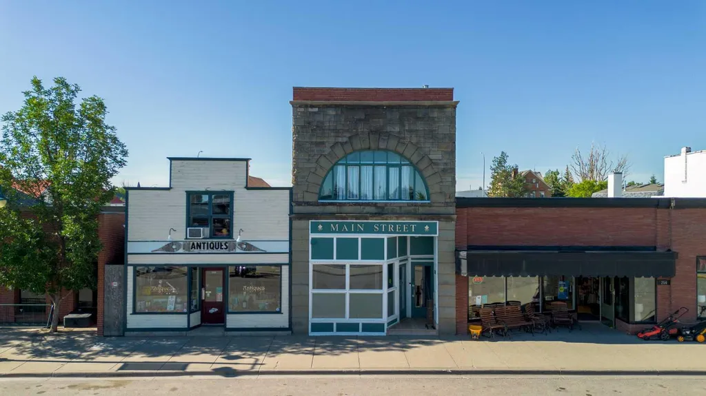 258 24 Street Fort Macleod AB T0L0Z0