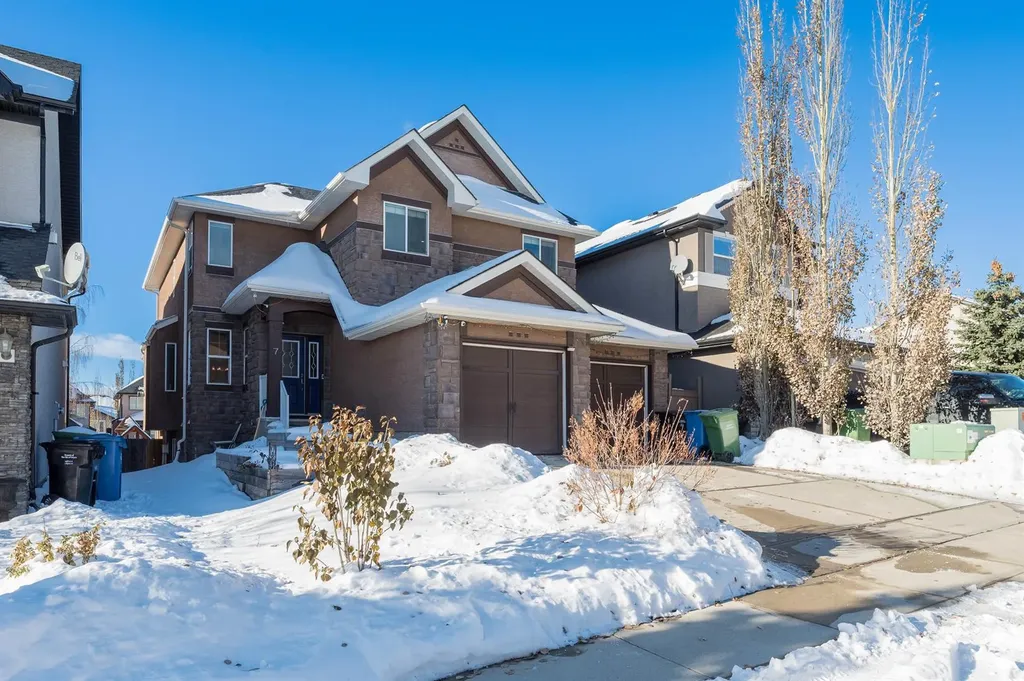 7 Aspen Stone Grove SW Calgary AB T3H 0H3