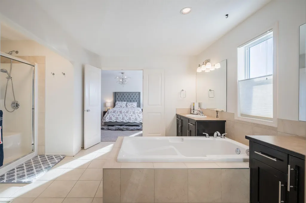 7 Aspen Stone Grove SW Calgary AB T3H 0H3