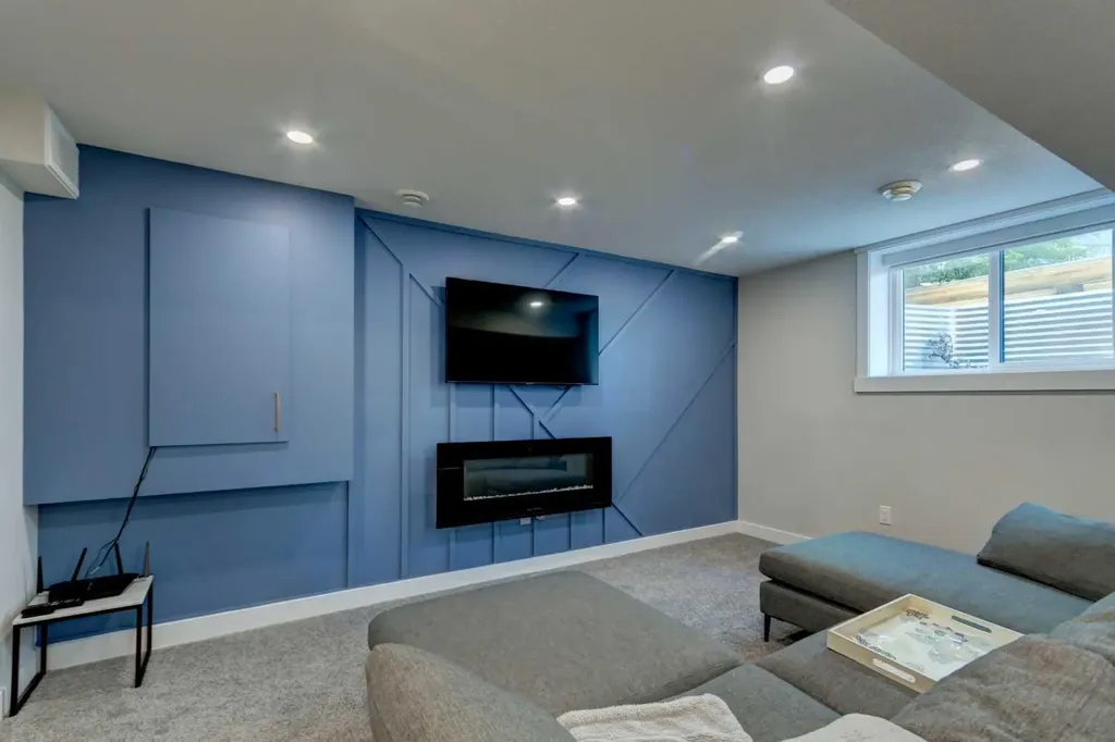 12055 Canaveral Road SW Calgary AB T2W 1N7