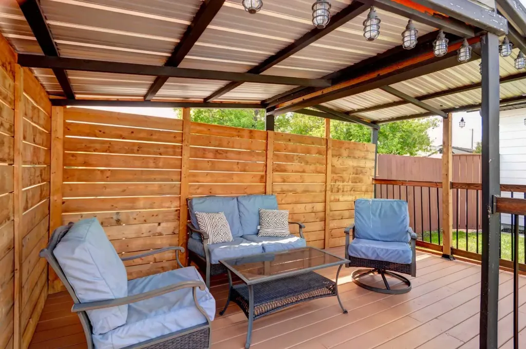 12055 Canaveral Road SW Calgary AB T2W 1N7