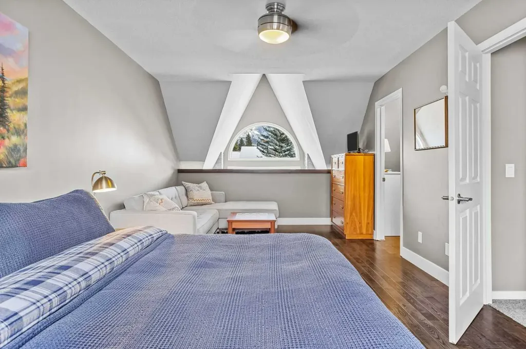 601 4 Canmore AB T1W 2G7