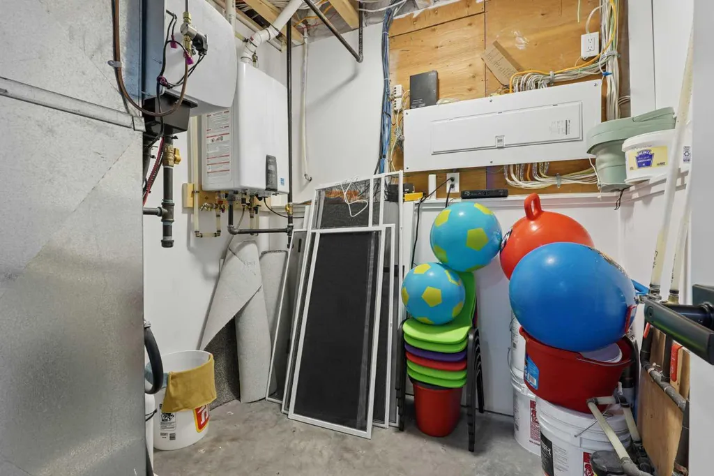 552 Rogers Avenue Picture Butte AB T0K 1V0
