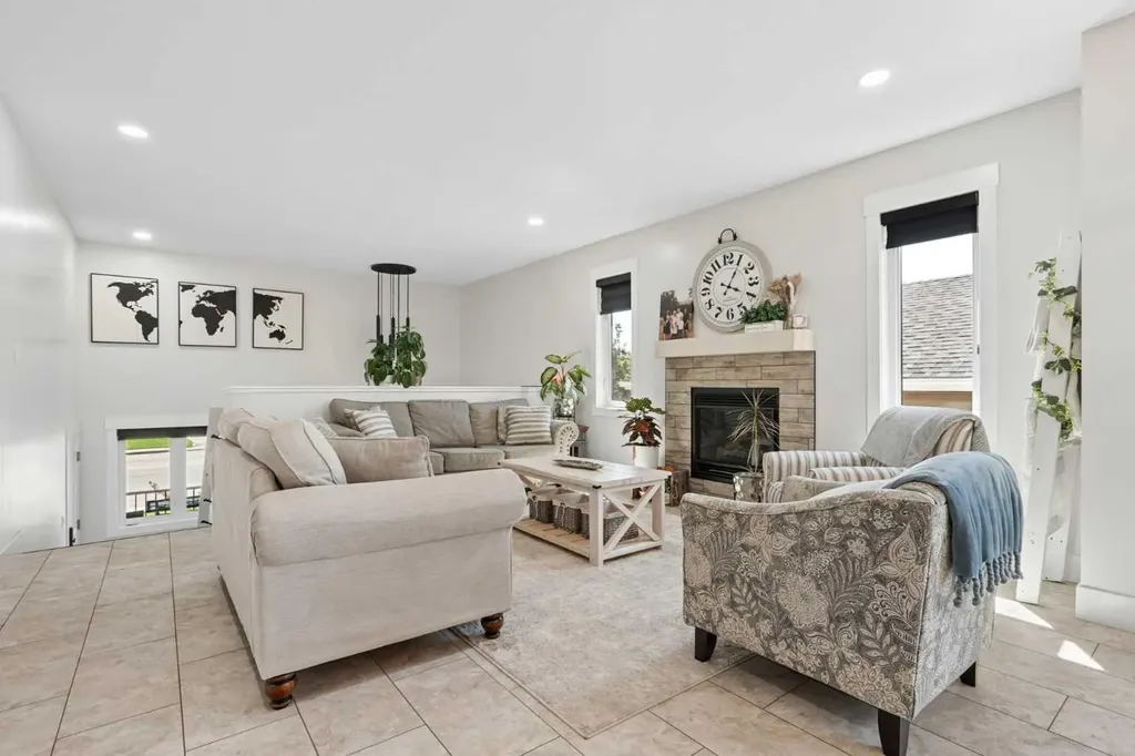 552 Rogers Avenue Picture Butte AB T0K 1V0