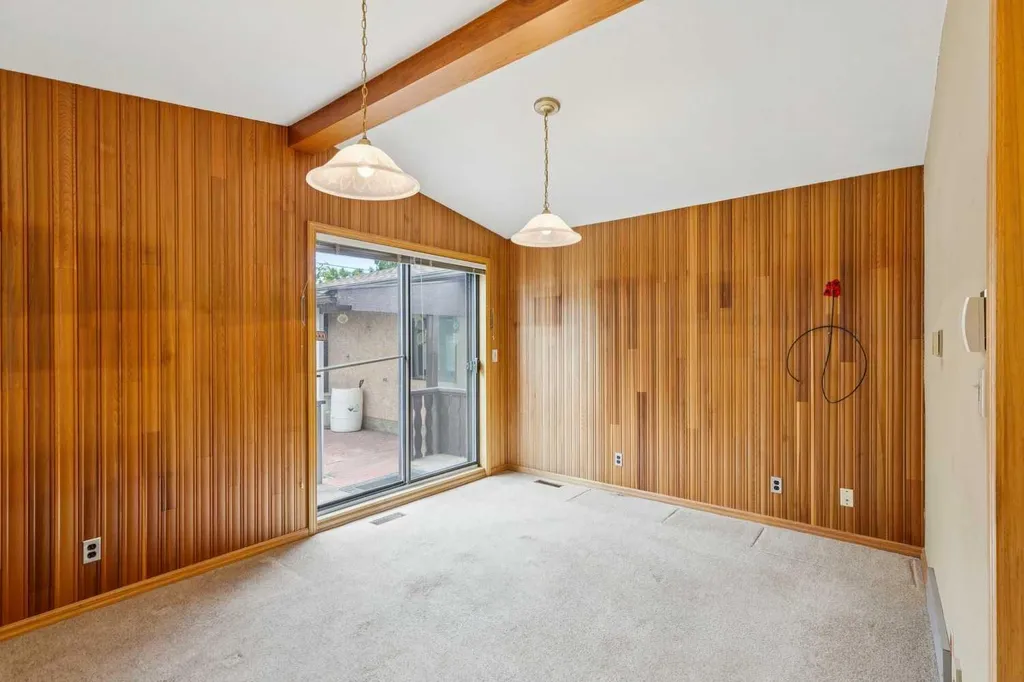 47 Montrose Crescent NE Calgary AB T3E5P3