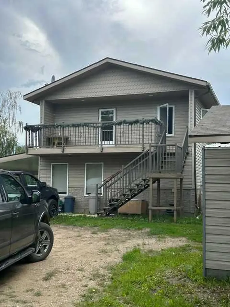 17117 742 Township High Prairie AB T0G 1E0