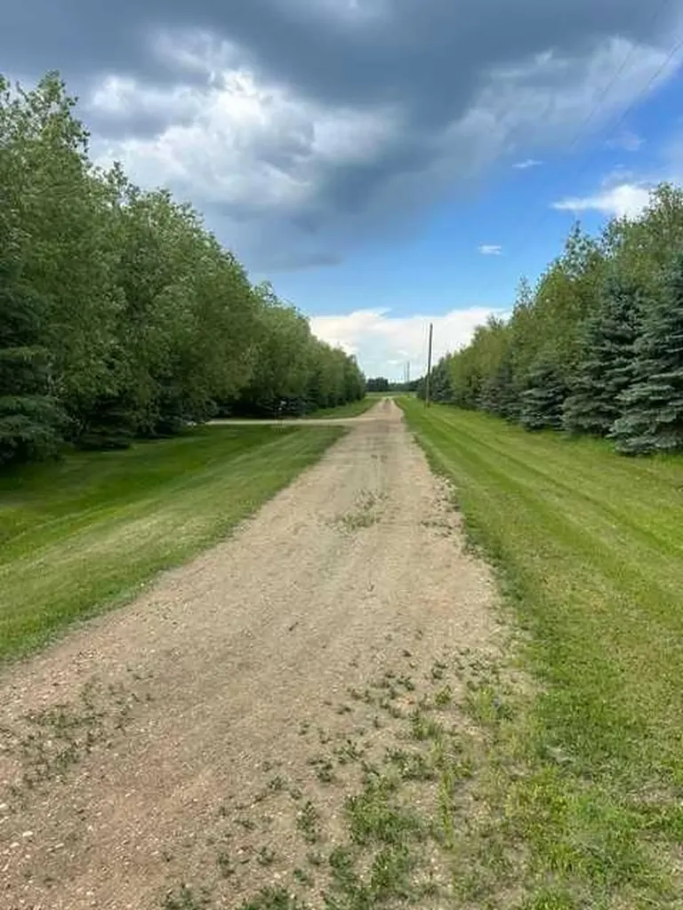 17117 742 Township High Prairie AB T0G 1E0