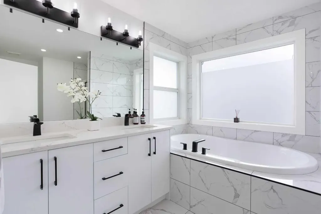 42 Kingsland Place SE Airdrie AB T4A 0C7