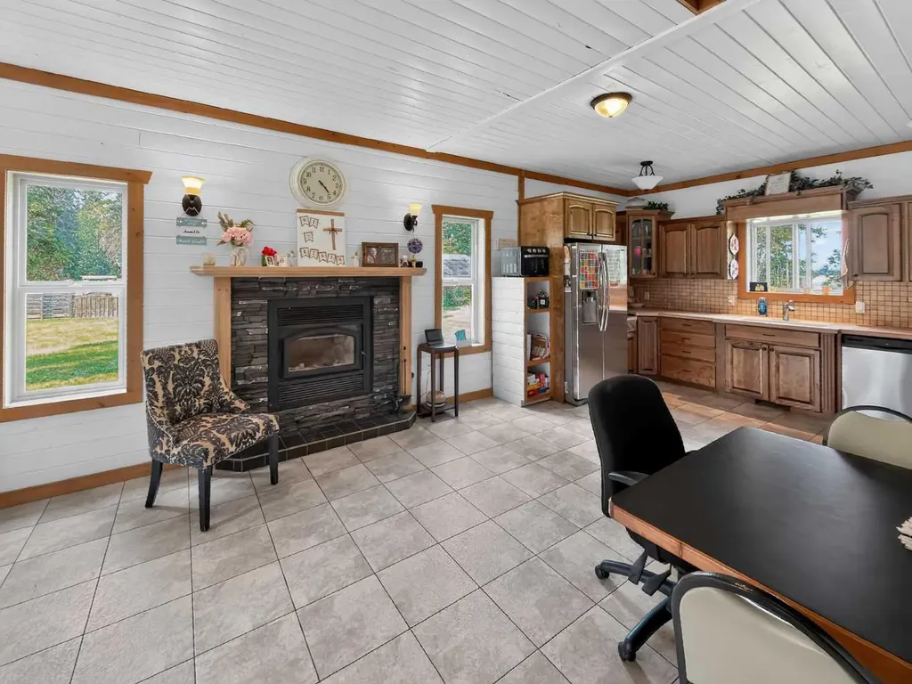 106065 Highway 697 Rural Mackenzie County AB T0H 2H0
