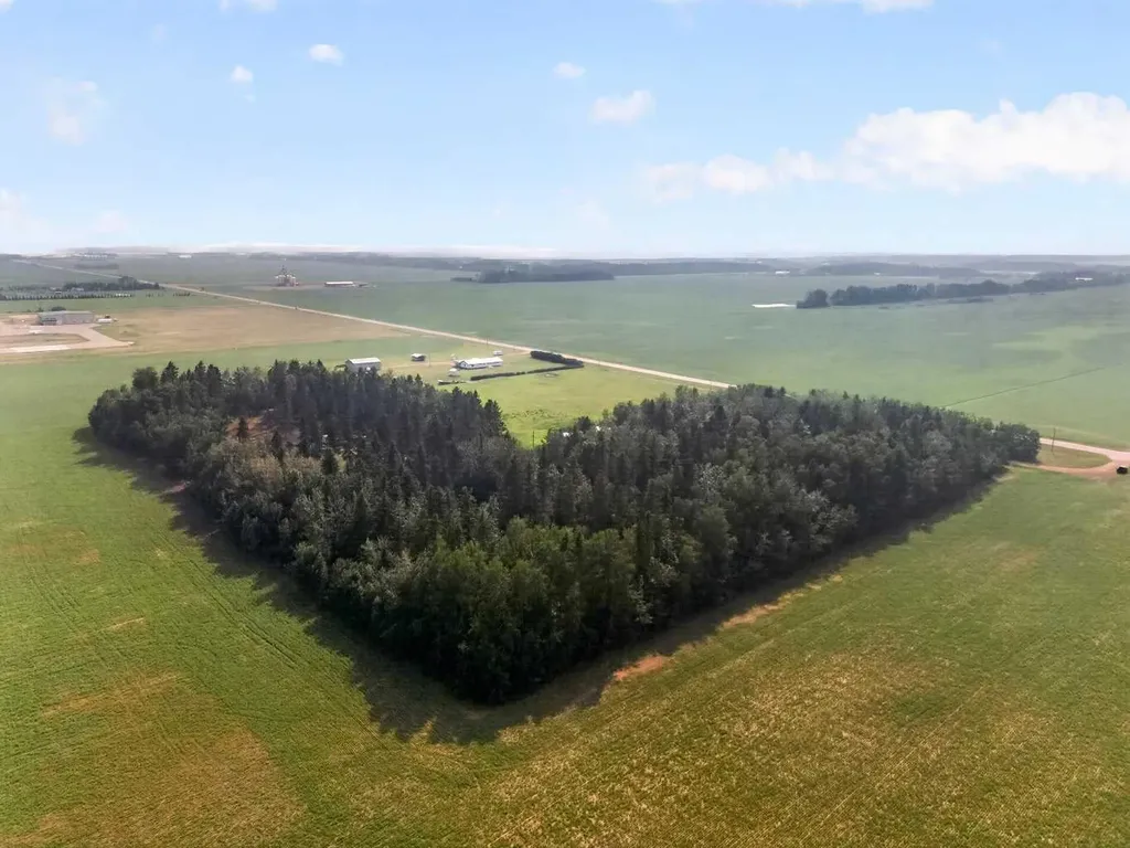 106065 Highway 697 Rural Mackenzie County AB T0H 2H0