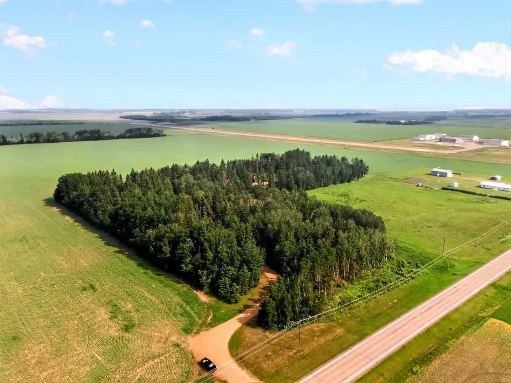 106065 Highway 697 Rural Mackenzie County AB T0H 2H0