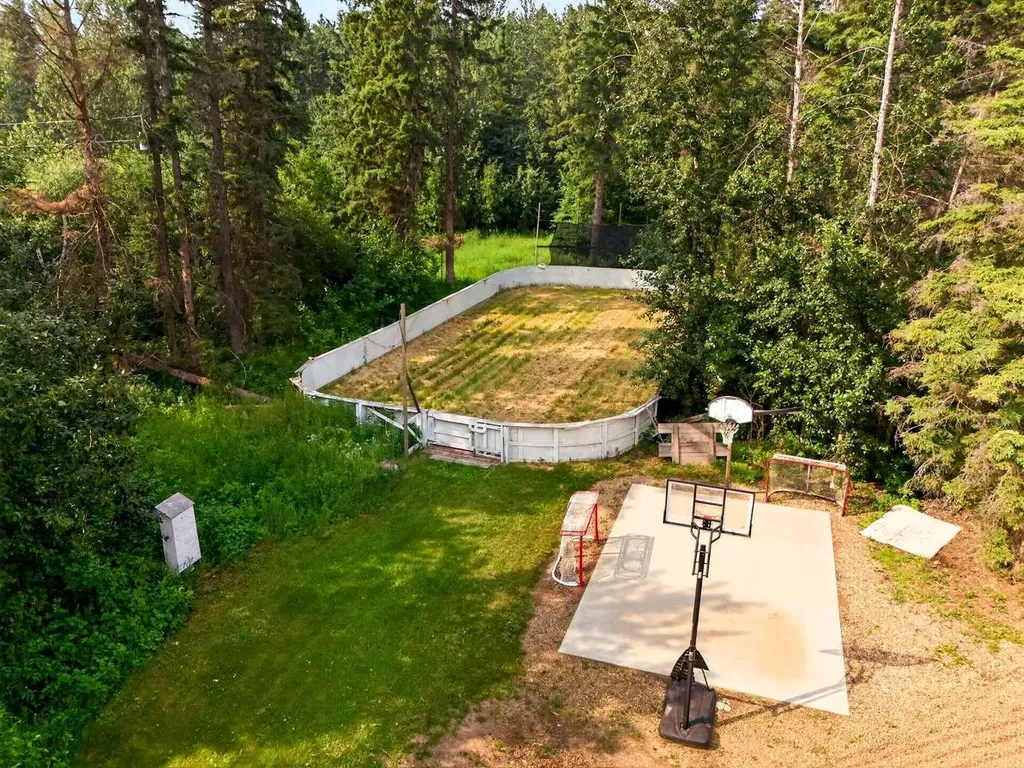 106065 Highway 697 Rural Mackenzie County AB T0H 2H0