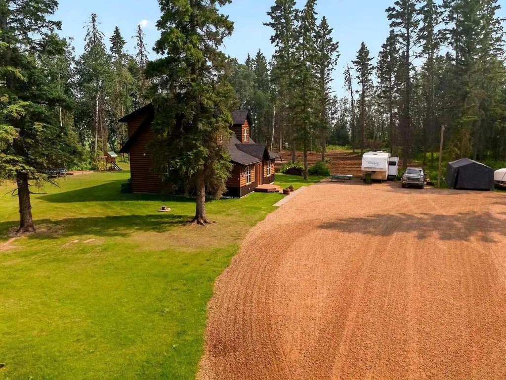 106065 Highway 697 Rural Mackenzie County AB T0H 2H0