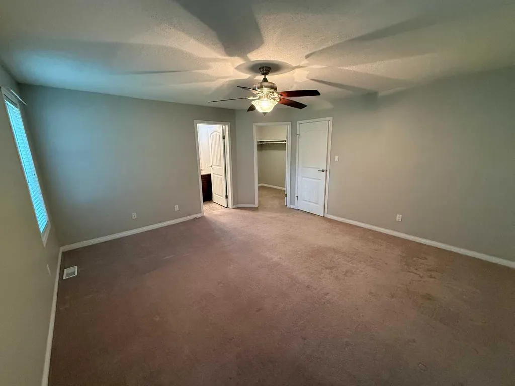 700 Carmichael Lane Hinton AB T7V1S9